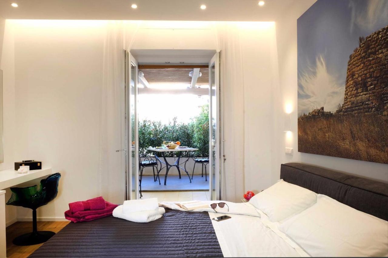 הוילה Spacious House In The Heart Of Cagliari With Terrace מראה חיצוני תמונה