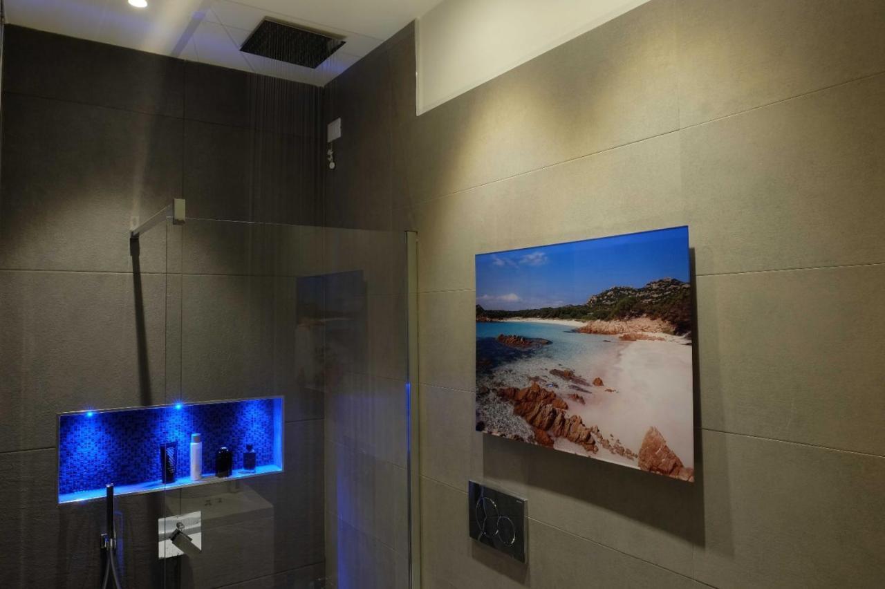 הוילה Spacious House In The Heart Of Cagliari With Terrace מראה חיצוני תמונה