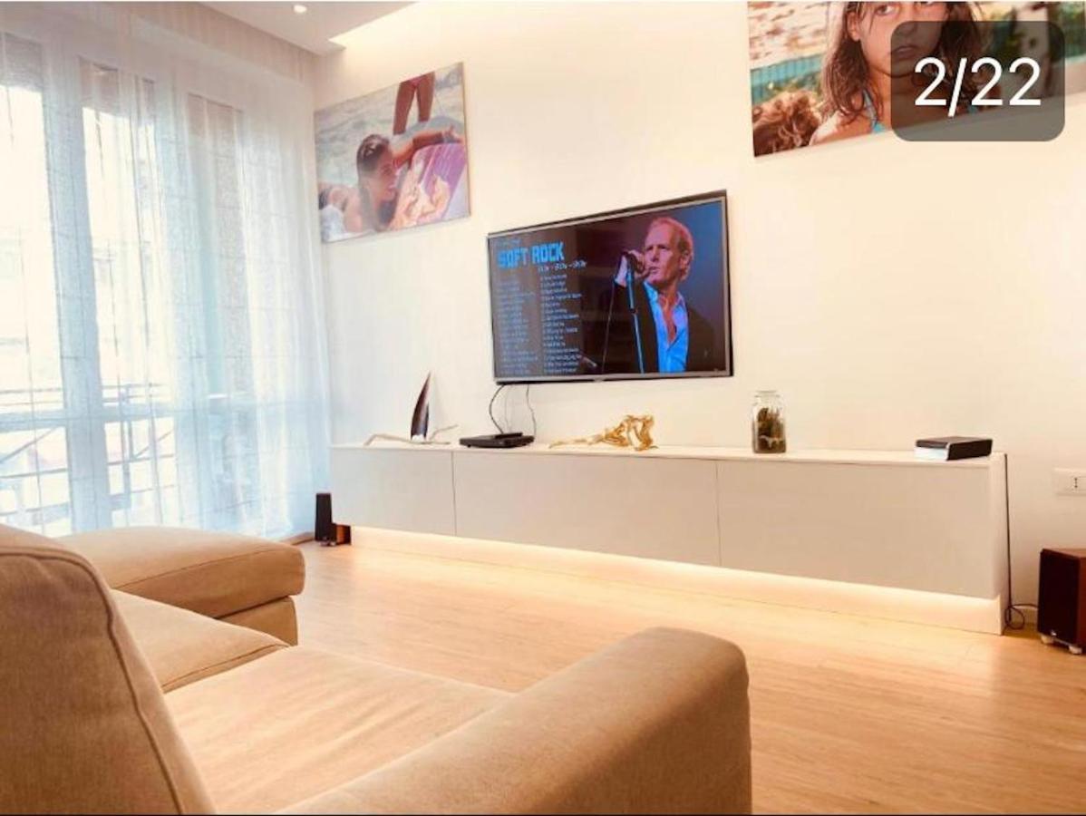 הוילה Spacious House In The Heart Of Cagliari With Terrace מראה חיצוני תמונה